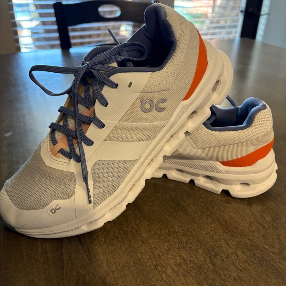 On Cloudrunner 2 Running Shoes